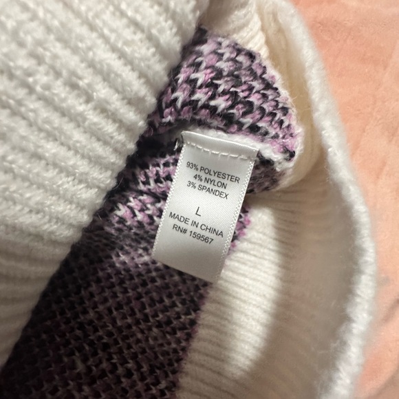 Ivory Purple Butterfly Knit Sweater by Hazel Moon – Size Large - Picture 4 of 5